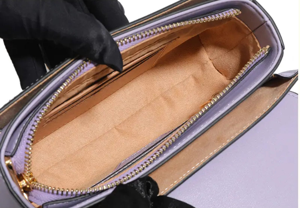 Ladies Cowhide Embroidery Bamboo Handbag