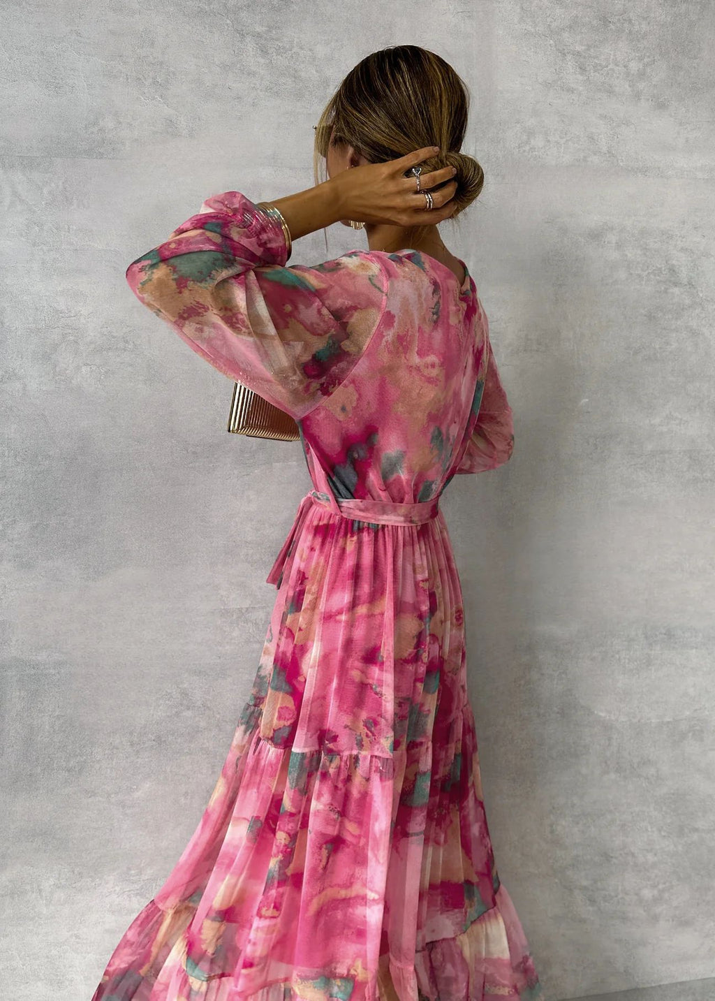 Elegant Long-Sleeved Floral Print Maxi Dress